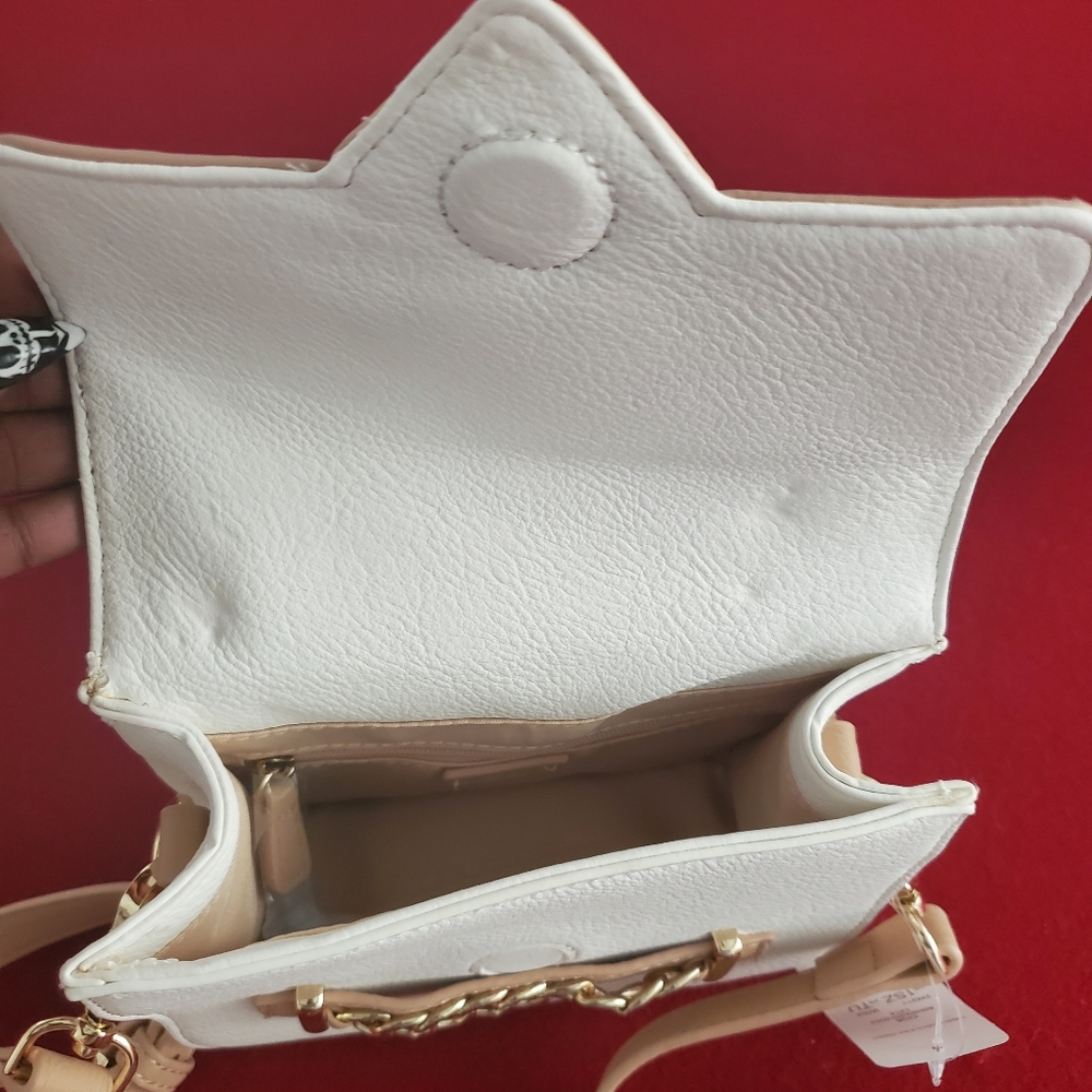 Purse - Picture 6 of 8